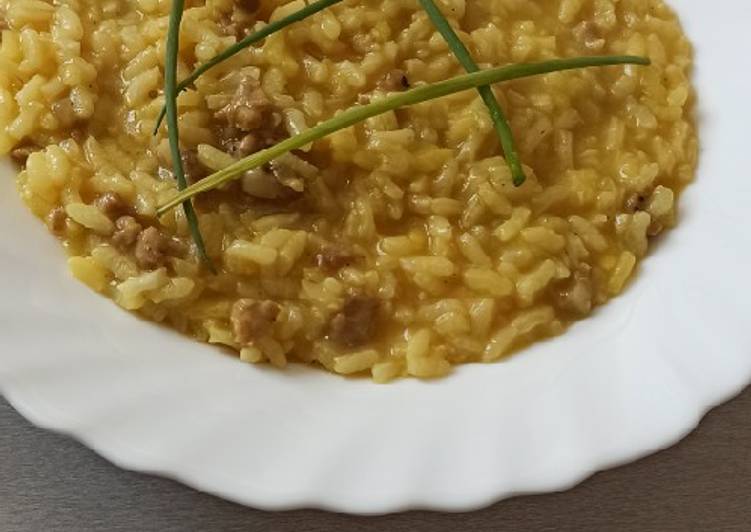 Risotto salsiccia e zafferano