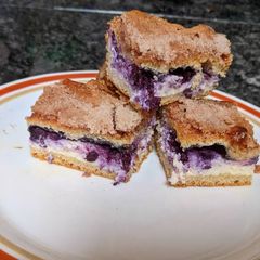 A picture of Blueberry Cheesecake Bites.