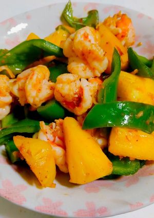 【在地食材】🍍青椒鳳梨炒蝦仁 的食譜成品照片