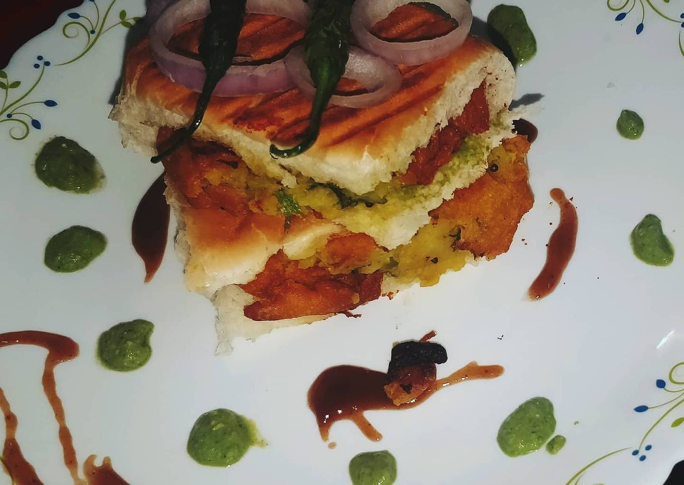 Grilled Vada Pav