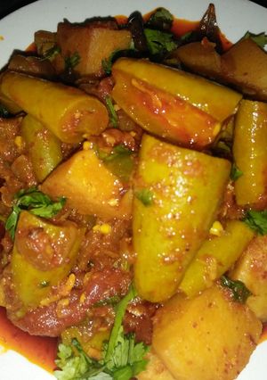 परमल आलू की स्वादिष्ट सब्ज़ी रेसिपी मुख्य फोटो