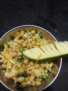 தேங்காய் மாங்காய் பட்டாணி சுண்டல் செய்முறை முக்கிய புகைப்படம்