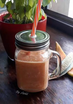 Une photo de ☆Smoothie Melon, Soja et Basilic☆