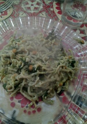 Una foto de Fideos con verduras salteadas