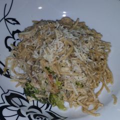 A picture of "Lemon Pepper Chicken Alfredo".
