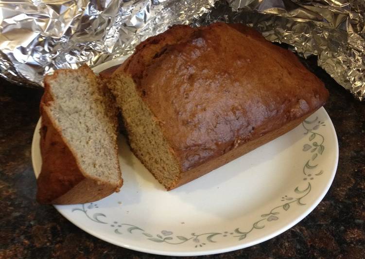 How to Make Homemade Banana Bread