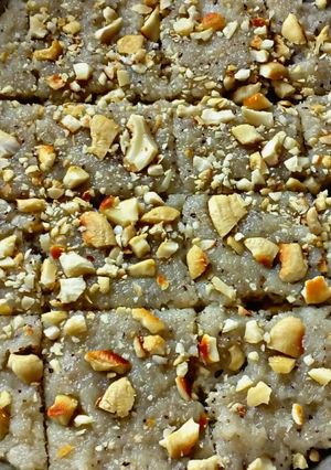 A picture of Khoya Coconut Burfi.