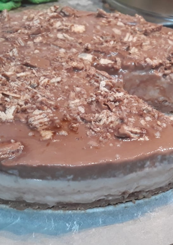 Una foto de Tarta fría de KitKat
