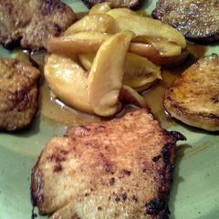 A picture of carmel apple chops.