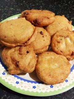 A picture of Mix Dal Vada.