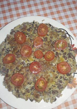 Una foto de Tortilla de porotos, calabaza y papa 💕