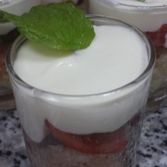 A picture of Trifle shots.