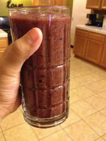 Recipe Detox Cleansing Green Berry Smoothie the  Makes Drooling So Delicious