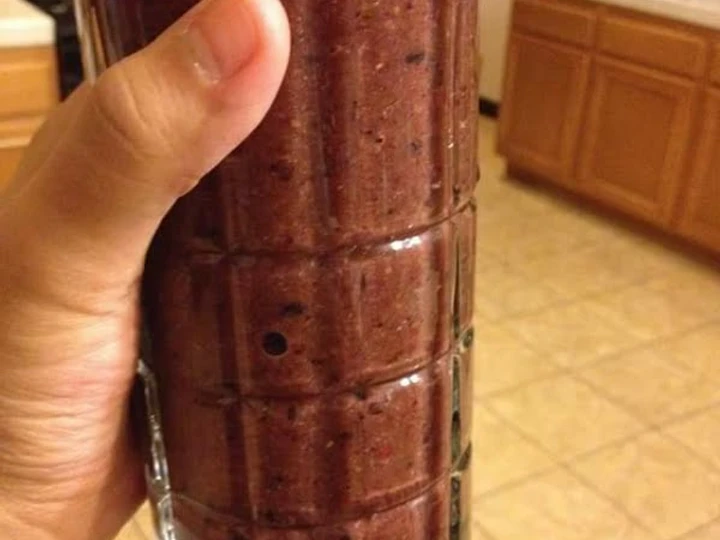 Easy Ways Make|Recipe} Detox Cleansing Green Berry Smoothie the So Delicious , So Delicious