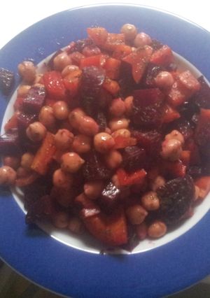 A picture of Healthy red beet and chickpea salad.