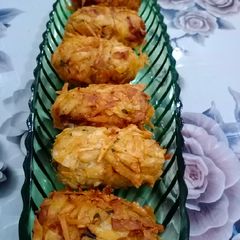 A picture of Potato chicken croquettes.