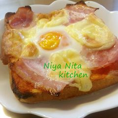 A picture of Easy!! Bacon and Sunny-Side Up Toast.