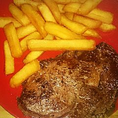 Tex's Steak & Chips 🐮🍟 A picture of Tex's Steak & Chips 🐮🍟.