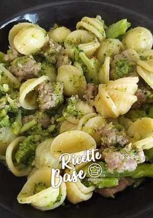 Foto di Orecchiette broccoli e salsiccia
