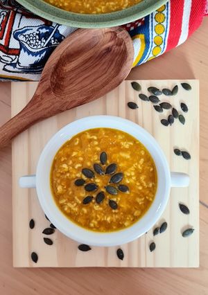 Una foto de Sopa de cabutia y avena 🥣