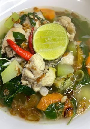 Foto resep Sop Ayam Daun Kelor