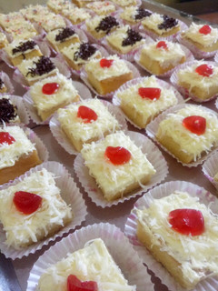 Foto resep CAKE POTONG SEDERHANA,tapi lembut dan enak