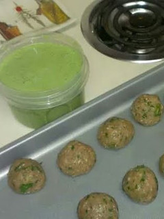 A picture of Creamy Cilantro Tomatillo Dressing.