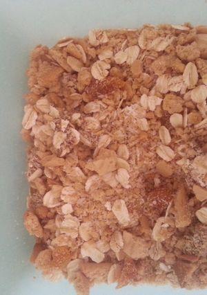 A picture of Granola mix.