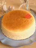 Rich and Fluffy Soufflé Cheesecake