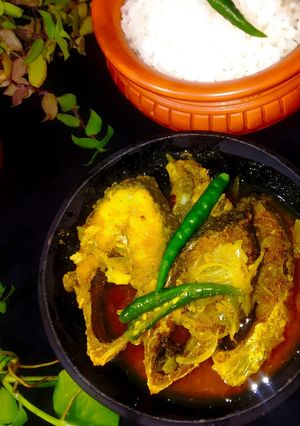 ইলিশ মাছের দোপেয়াজা রেসিপির প্রধান ছবি