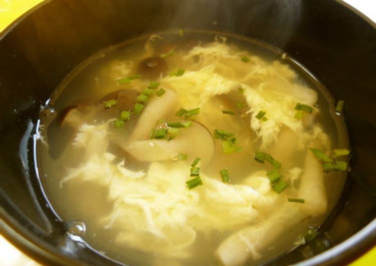 Easy Shimeji Mushroom and Clear Egg Soup By Sanipan
