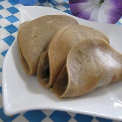 Toasted Barley Flour Waffle-Style Dorayaki A picture of Toasted Barley Flour Waffle-Style Dorayaki.