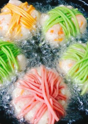 Hình của món Mỳ cuốn thịt chiên giòn.
