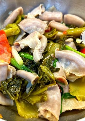Hình của món Lòng Xào Dưa.