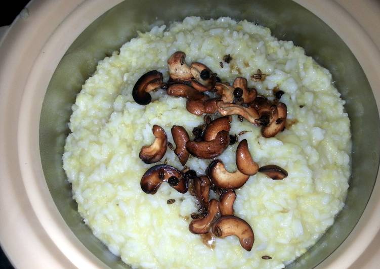 How to Prepare Any-night-of-the-week venpongal