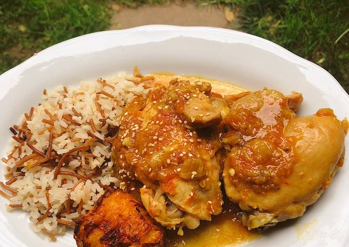 Almuerzo fácil: Arroz de fideos y pollo guisado Receta de Catalina  Bobadilla Delgado- Cookpad
