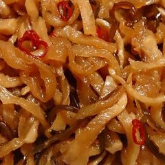 A picture of Soy Sauce Flavored Spicy Kiriboshi Daikon.