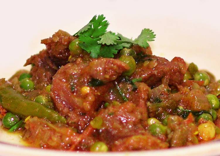 Spicy Beef Masala with Green Pea's