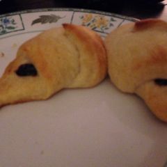 A picture of Chocolate Croissants.
