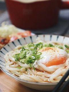 日式柴魚高湯烏龍冷麵 的食譜成品照片