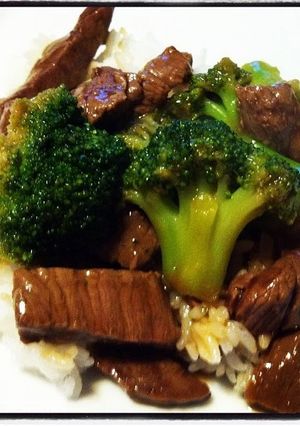 A picture of Irvixen's Venison And Broccoli.
