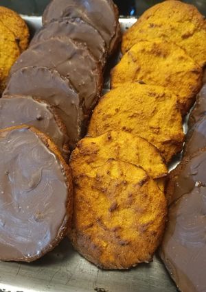Una foto de Galletas de avena y naranja fit