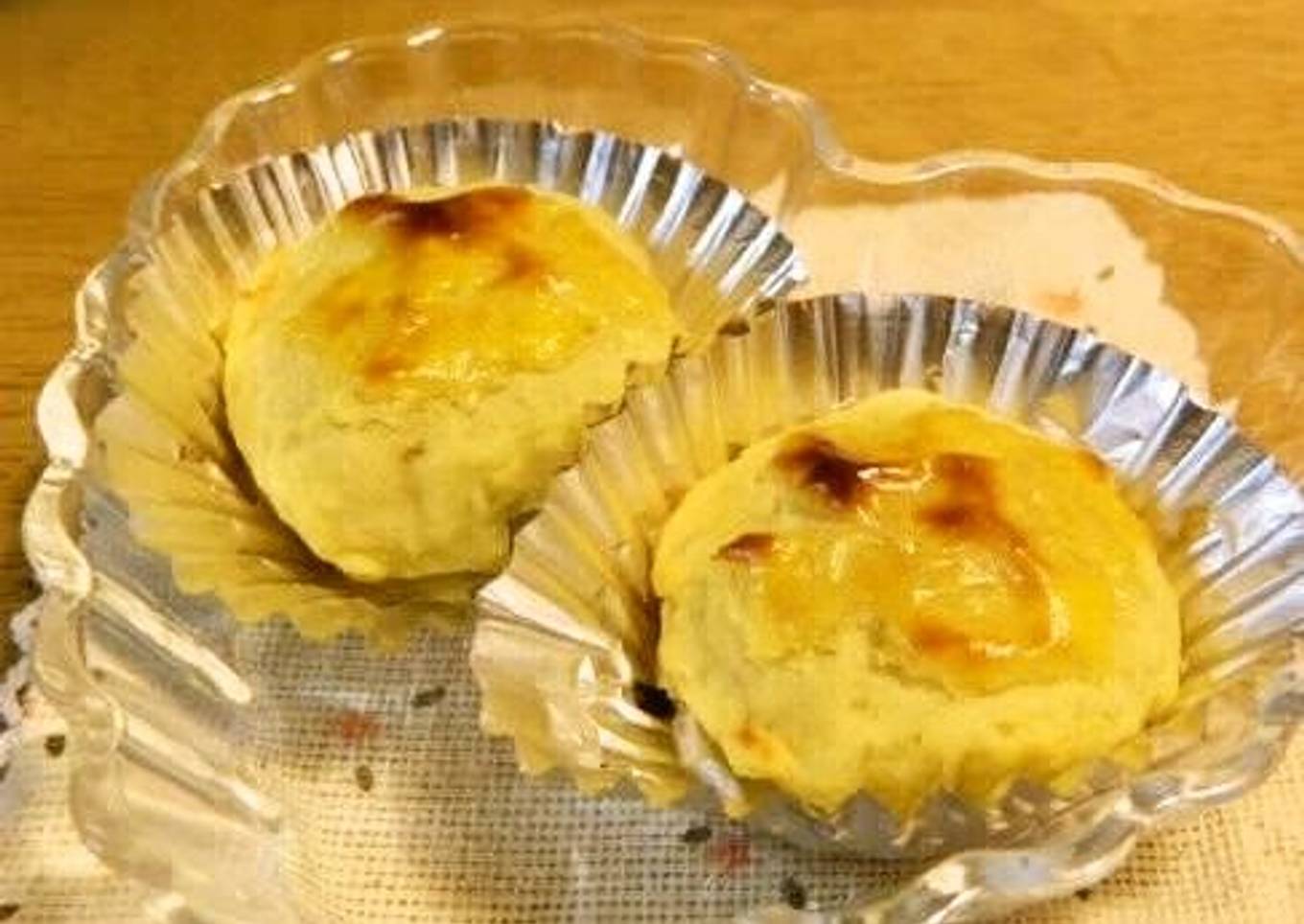Easy potato appetizers in a saucepan