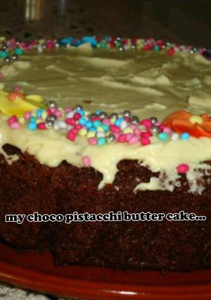 A picture of AMIEs CHOCO PISTACCHI BUTTER cake.