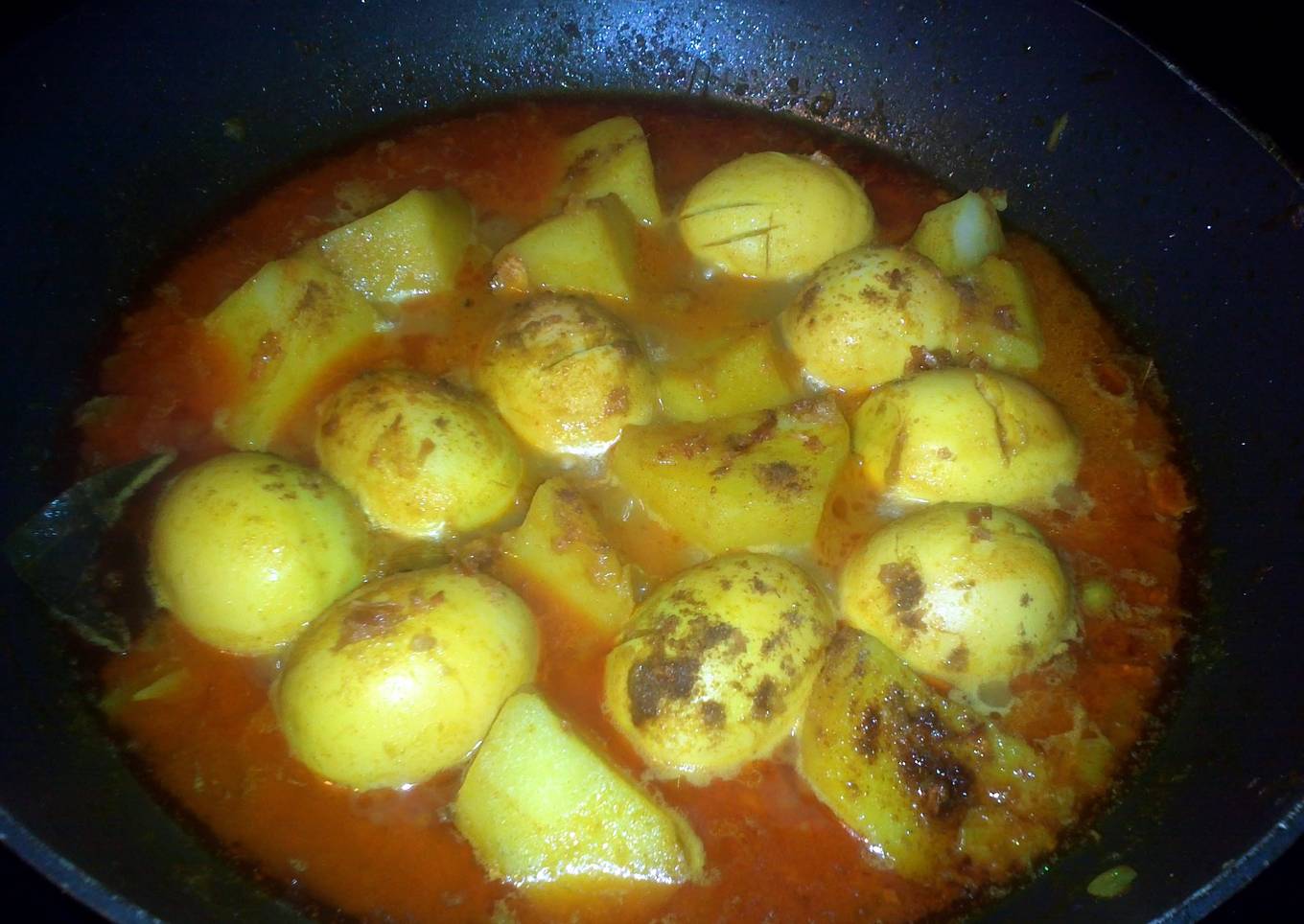 Egg curry/Dim Bhuna