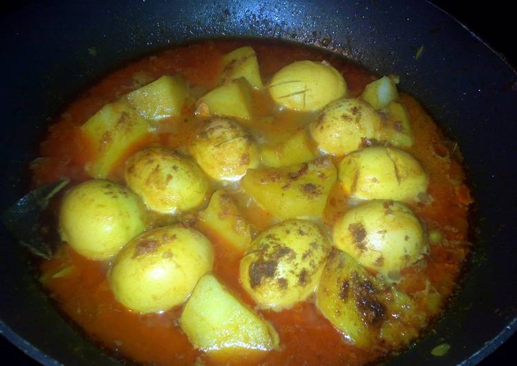 Step-by-Step Guide to Prepare Super Quick Homemade Egg curry/Dim Bhuna