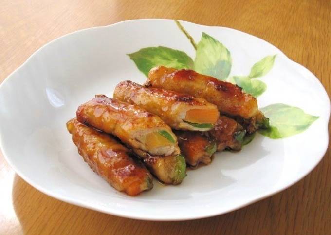 Recipe of Homemade Sweet and Salty Carrot and Pepper Filled Teriyaki Pork Rolls