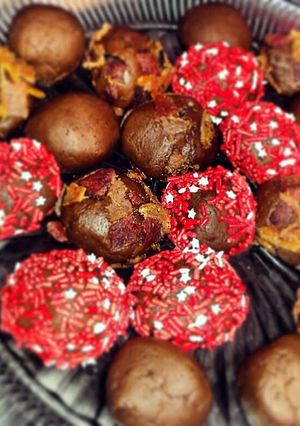 A picture of Homemade truffles.