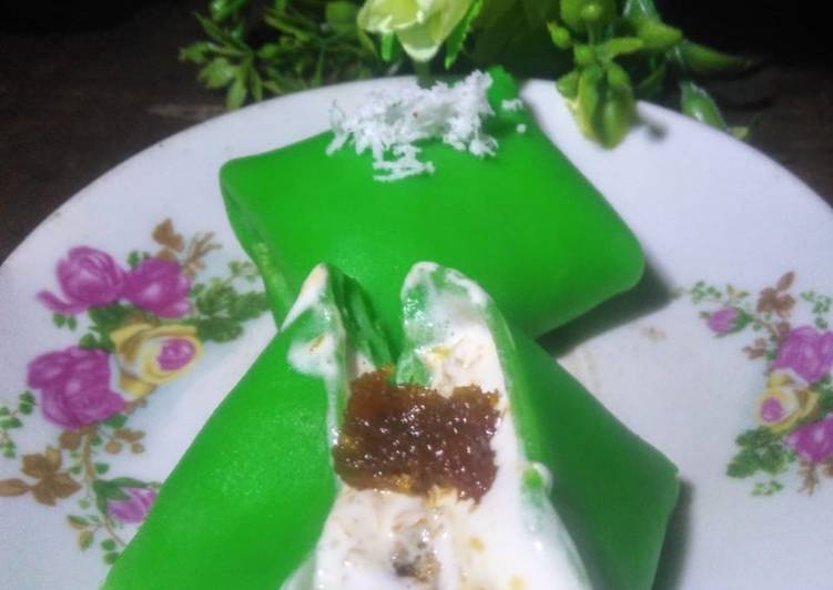 resep cara bikin Pancake Klepon