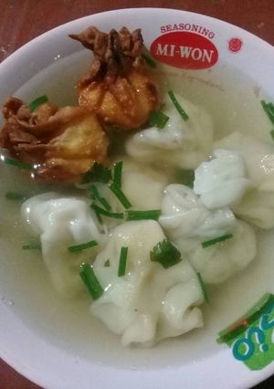 Foto resep Sup pangsit rebus dan goreng